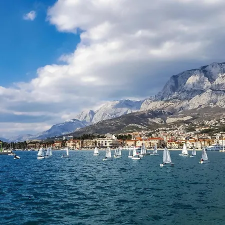 Lxxxi Makarska