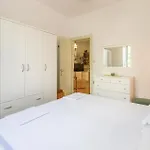 Lxxxi * Makarska